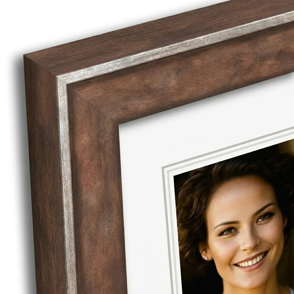 Drevený rám na obraz Como A4 21x29,7 cm tmavý orech so strieborným lemom