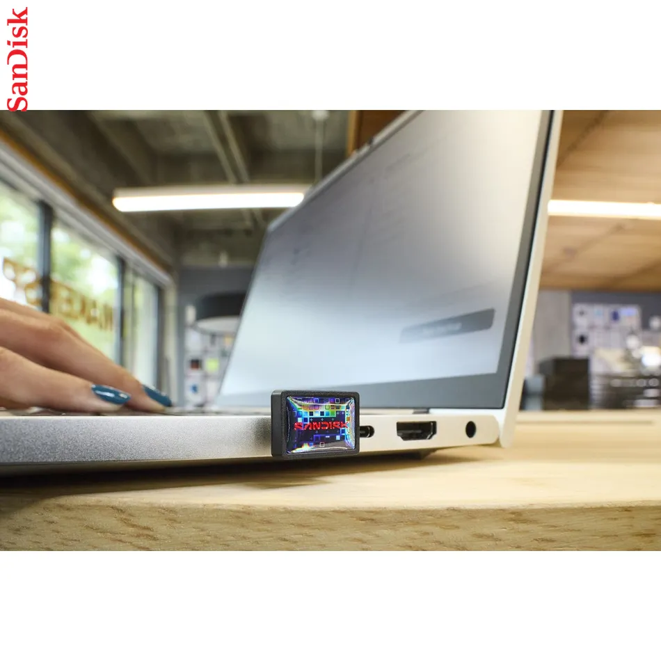 SanDisk Extreme Fit USB-C Flash Drive USB 256 GB Flashdrives 400 MB/s, čierna